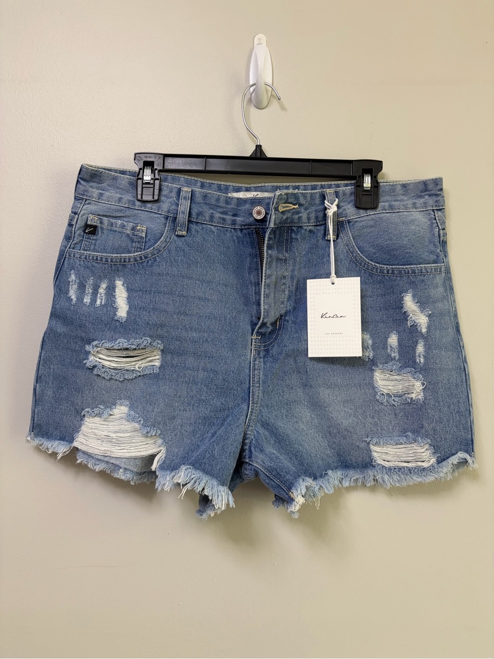 NWT KanCan High Rise Distressed Frayed Denim Shorts KC9206M Size 28 / W9 - Picture 8 of 11